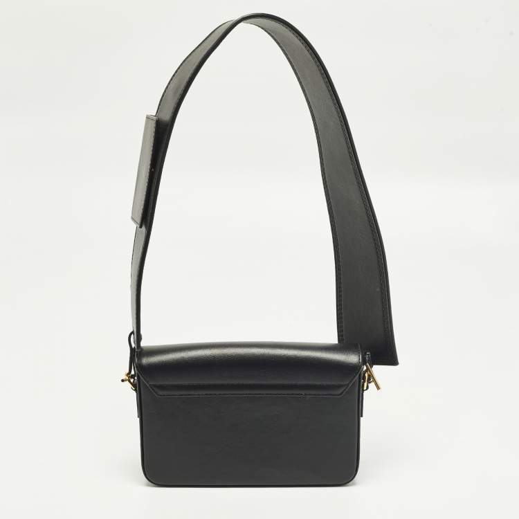 Pre Owned Jacquemus Le Carinu Black Leather Shoulder Bag