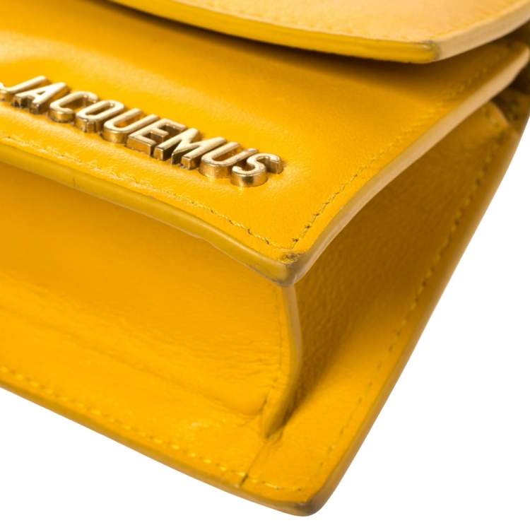 مملوكة مسبقًا Jacquemus Yellow Leather Le Piccolo Shoulder Bag