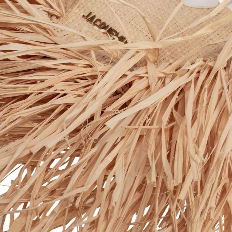 مملوكة مسبقًا Jacquemus Cream/White Woven Raffia and Leather Let Petite Baci Shoulder Bag