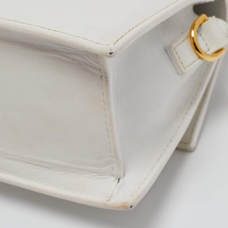 مملوكة مسبقًا Jacquemus White Leather Noeud Le Chiquito Top Handle Bag