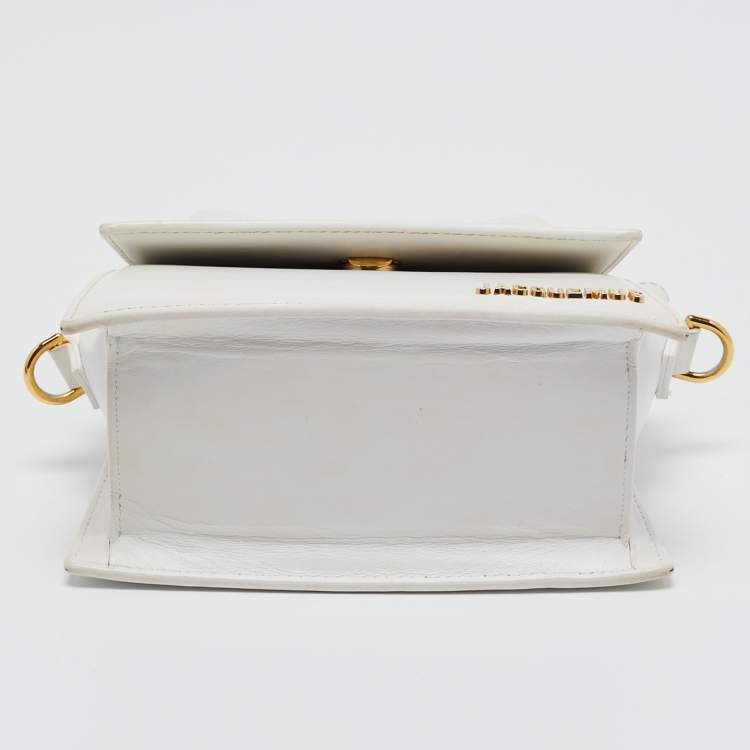 مملوكة مسبقًا Jacquemus White Leather Noeud Le Chiquito Top Handle Bag