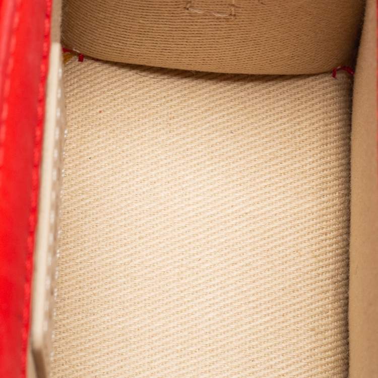 Pre Owned Jacquemus Red Leather Le Chiquito La Montagne Top Handle Bag