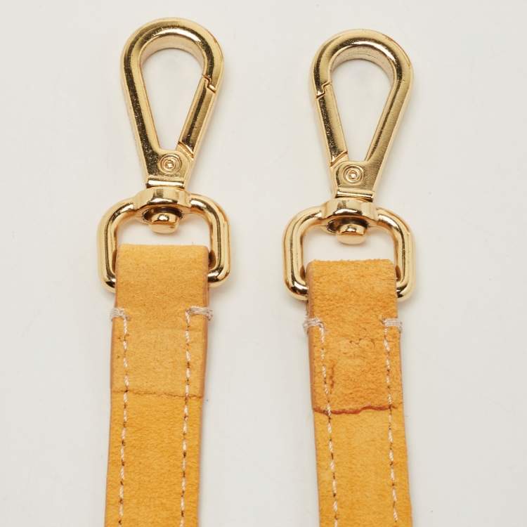 Pre Owned Jacquemus Mustard Suede Le Chiquito Top Handle Bag