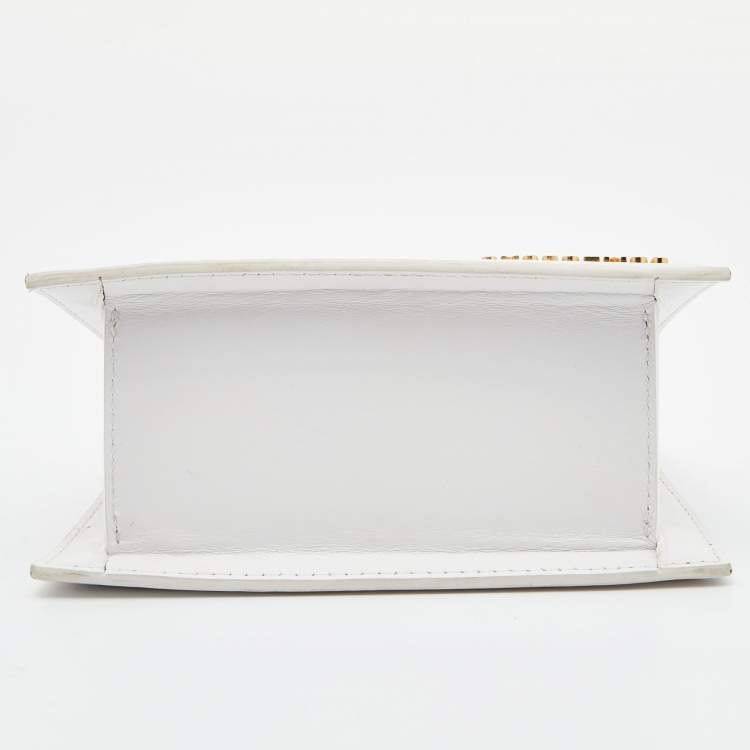 Pre Owned Jacquemus White Leather Le Grand Chiquito Top Handle Bag