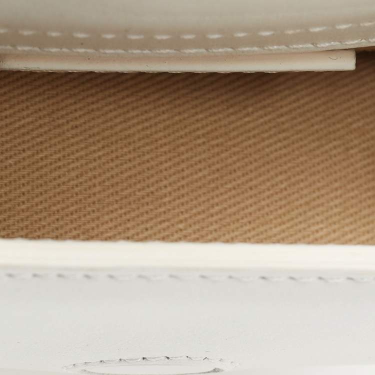 Pre Owned Jacquemus White Leather Mini Le Petit Bambino Crossbody Bag