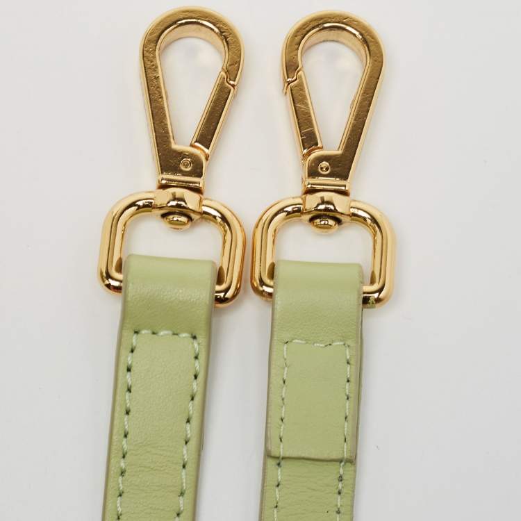 Pre Owned Jacquemus Green Leather Le Chiquito Noeud Top Handle Bag
