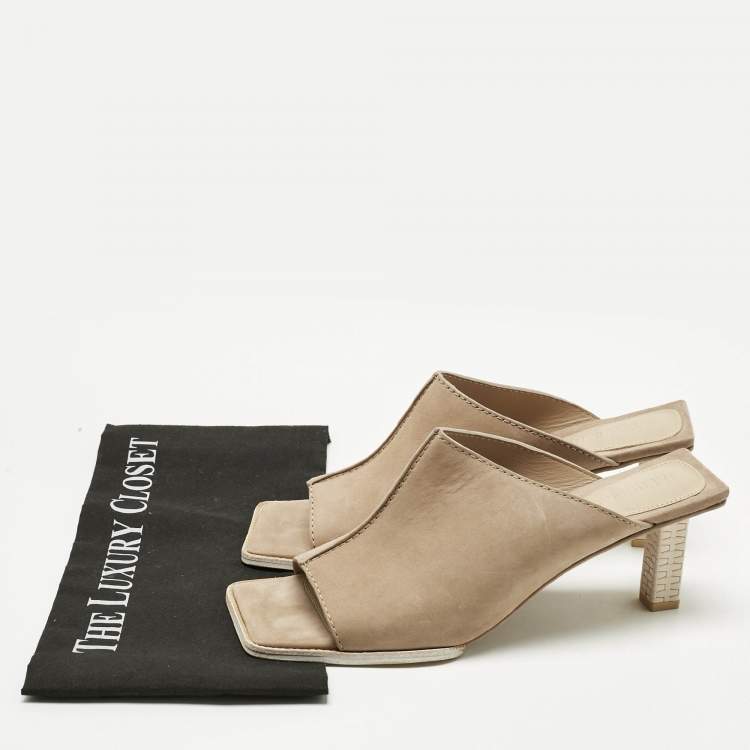 Pre Owned Jacquemus Beige Suede Open Toe Mules Size 40 