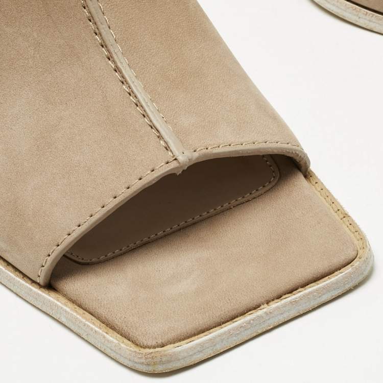 Pre Owned Jacquemus Beige Suede Open Toe Mules Size 40 