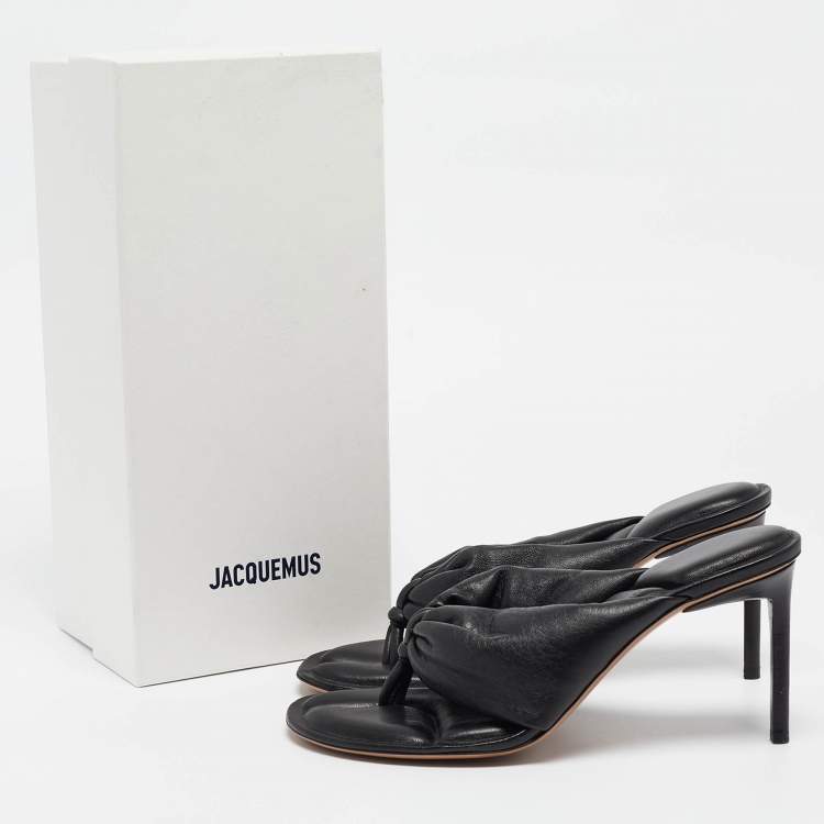 Pre Owned Jacquemus Black Leather Puffy Thong Sandals Size 40