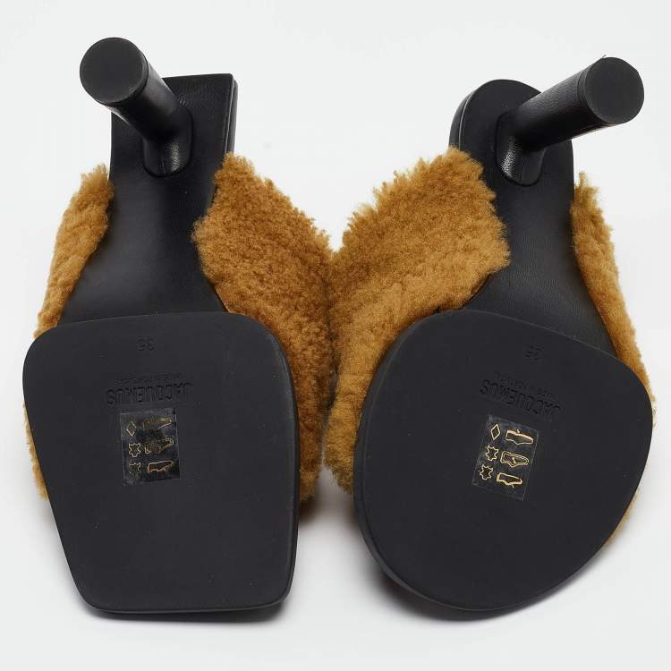 Pre Owned Jacquemus Brown Fur Slide Sandals Size 35