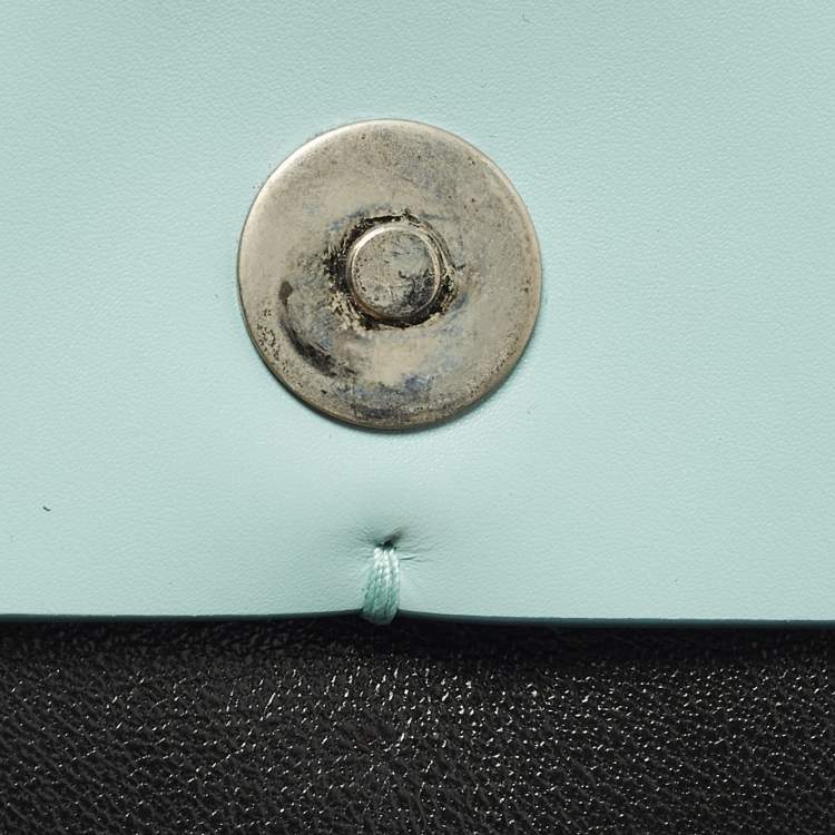 مملوكة مسبقًا حقيبة كلاتش جلدية غطاء لون أزرق/رمادي جيل ساندر