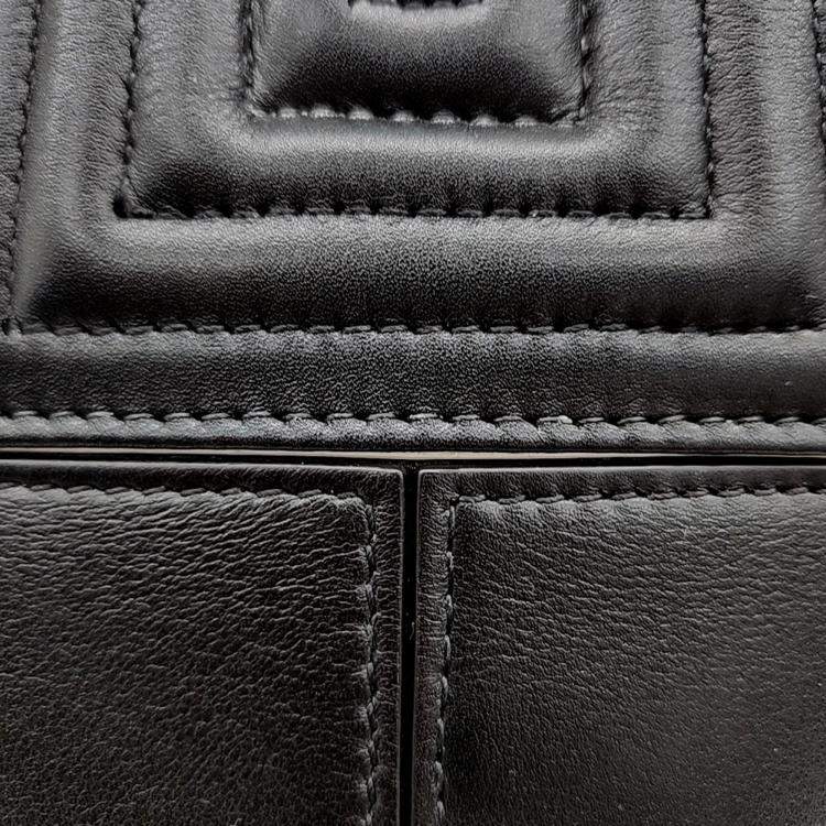 مملوكة مسبقًا Jil Sander Black Leather bucket bag