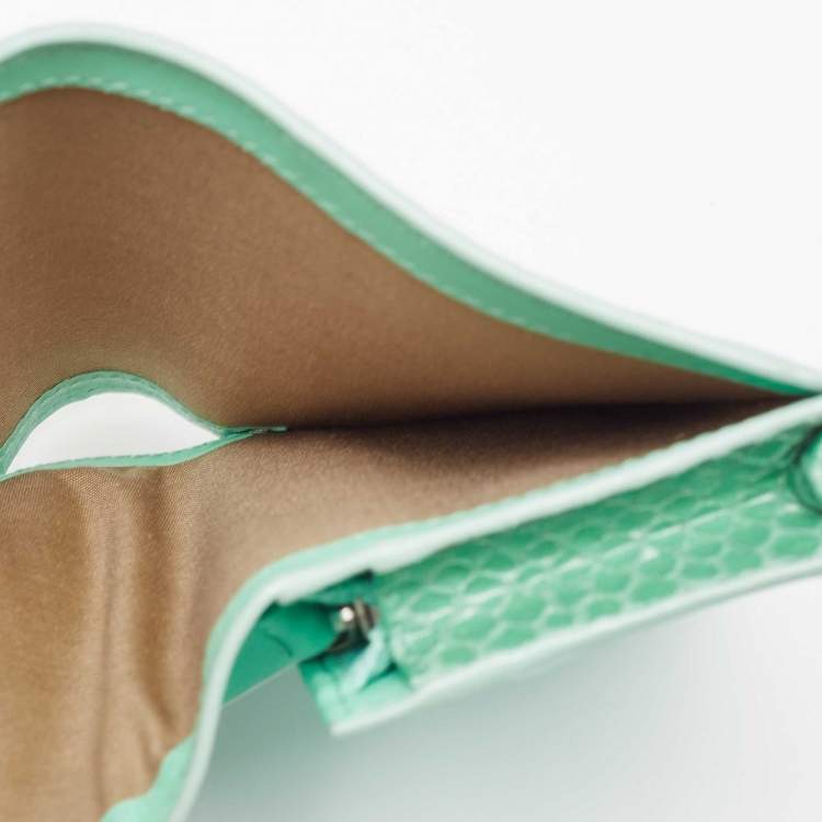 مملوكة مسبقًا Jimmy Choo Green Snakeskin Embossed Leather Hanne Bifold Wallet