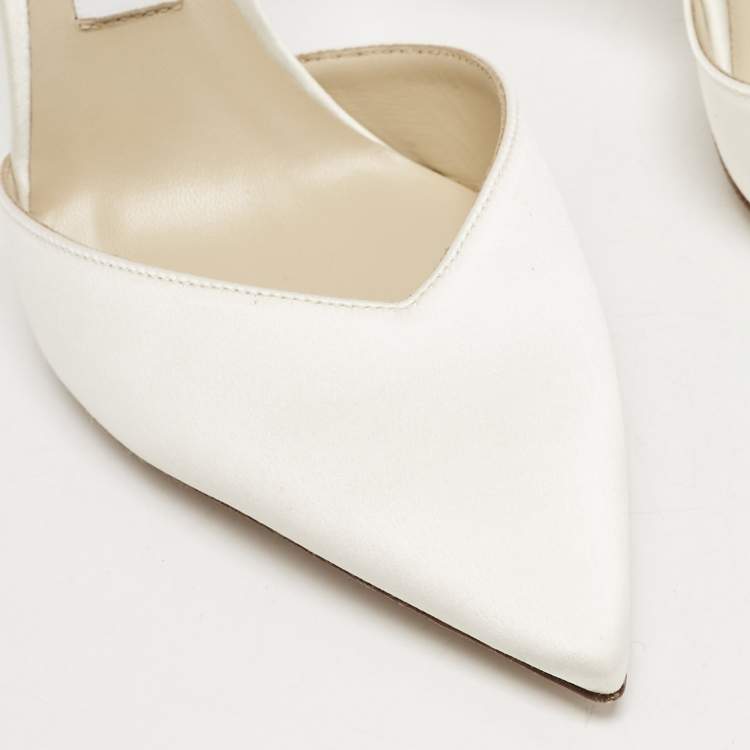 مملوكة مسبقًا Jimmy Choo Ivory Satin Crystal Embellished Saeda Pumps Size 37