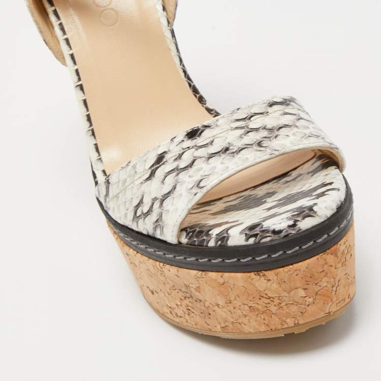 مملوكة مسبقًا Jimmy Choo Cream/Black Water Sneaker Leather Naylor Wedge Sandals Size 37