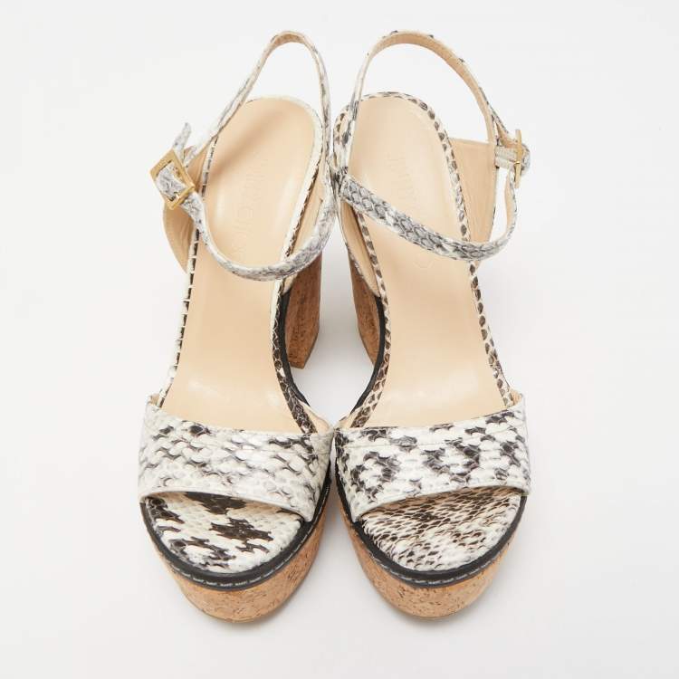 مملوكة مسبقًا Jimmy Choo Cream/Black Water Sneaker Leather Naylor Wedge Sandals Size 37