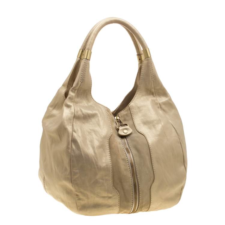 مملوكة مسبقًا Jimmy Choo Metallic Gold Leather and Suede Mandah Expandle Hobo
