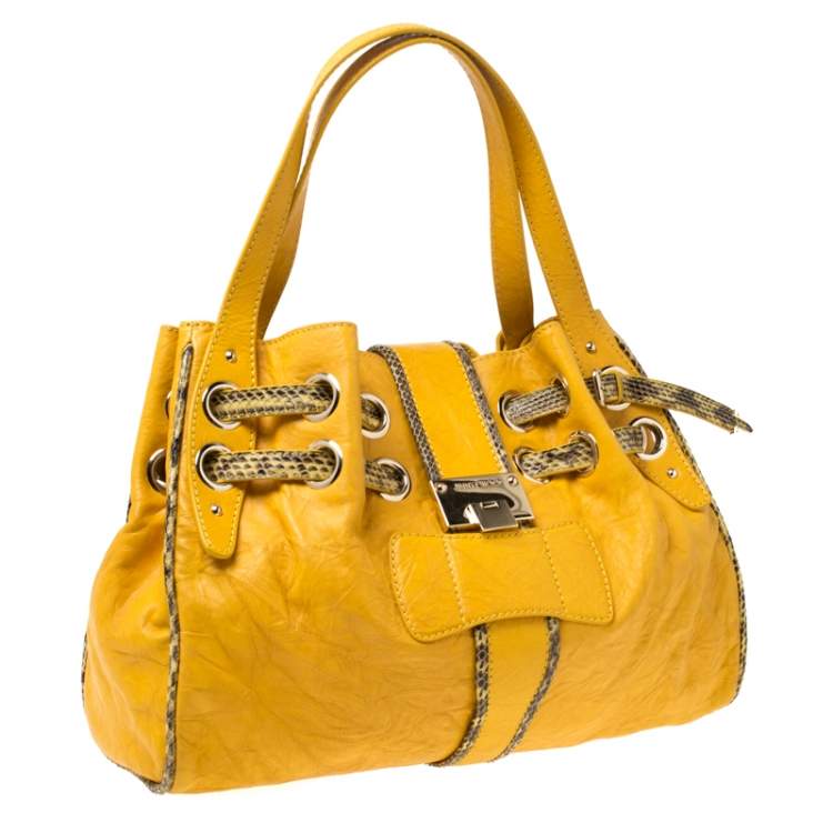 مملوكة مسبقًا Jimmy Choo Yellow Leather and Python Trim Riki Tote