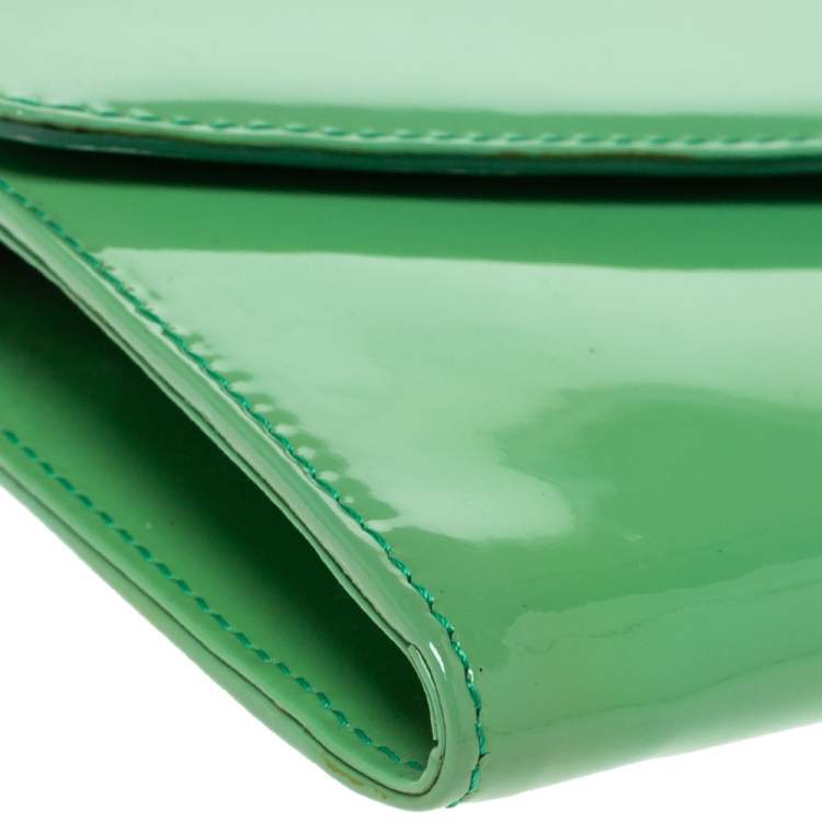Pre Owned Jimmy Choo Light Green Patent Leather Riane Clutch Bag