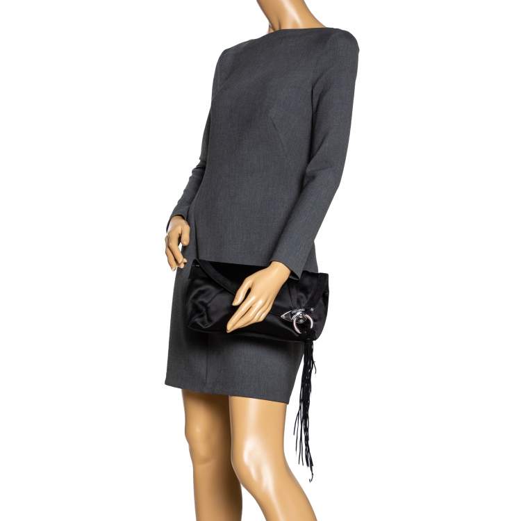 مملوكة مسبقًا Jimmy Choo Black Satin and Suede Fringe Clutch
