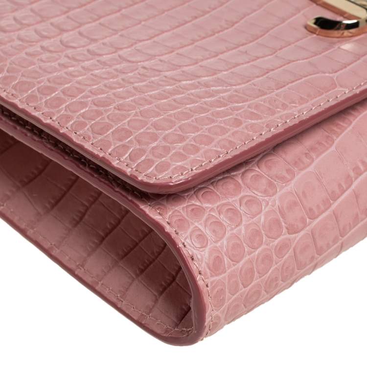 مملوكة مسبقًا Jimmy Choo Pink Croc Embossed Leather Varenne Chain Clutch