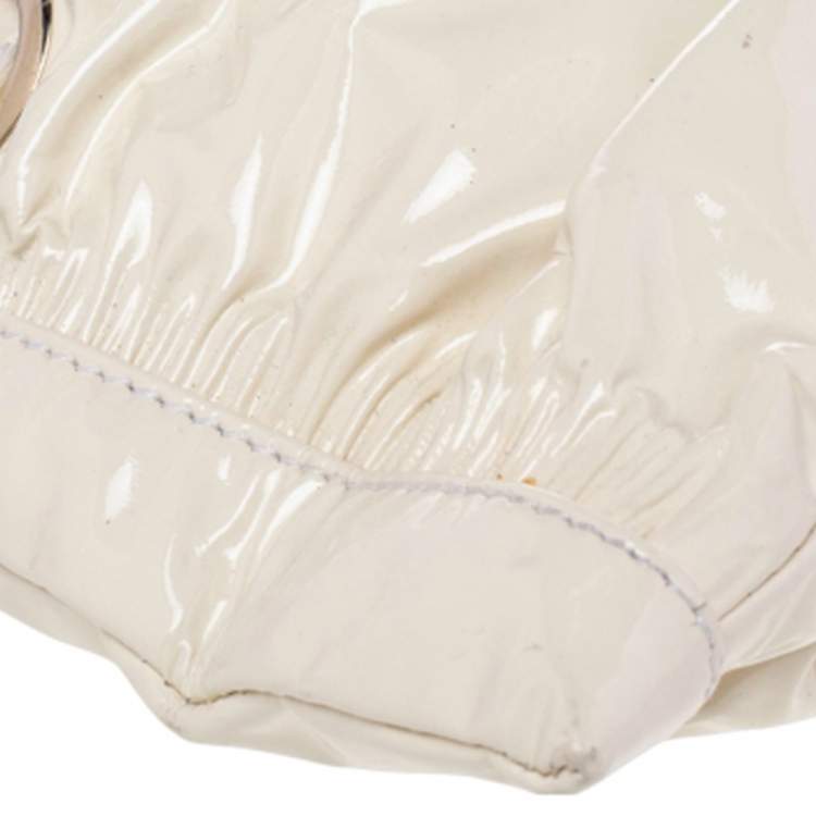 مملوكة مسبقًا Jimmy Choo Cream Patent Leather Rio Chain Shoulder Bag