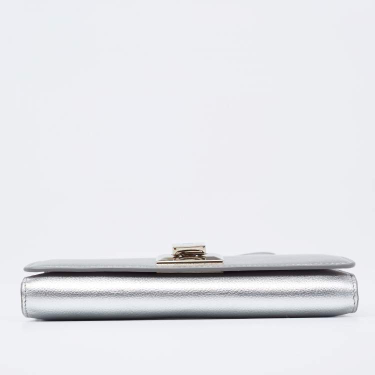 Pre Owned Jimmy Choo Metallic Silver Leather Mini Davine Chain Clutch