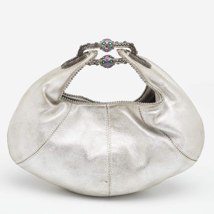 مملوكة مسبقًا Jimmy Choo Metallic Silver Leather Carina Clutch