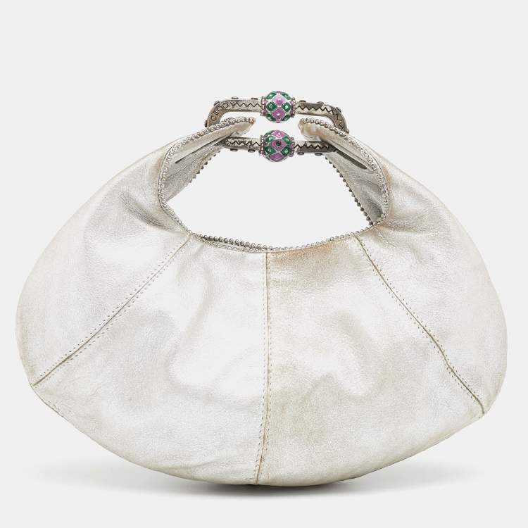 مملوكة مسبقًا Jimmy Choo Metallic Silver Leather Carina Clutch