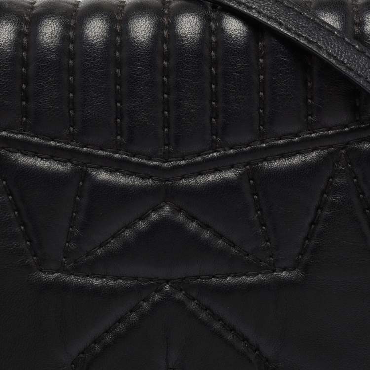 مملوكة مسبقًا Jimmy Choo Black Quilted Leather Helia Top Handle Bag
