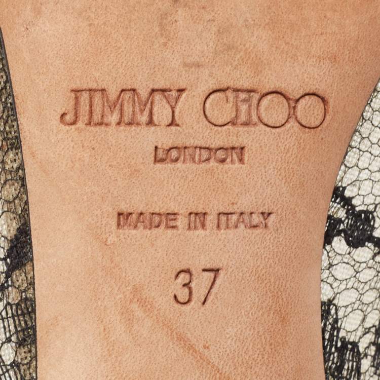 مملوكة مسبقًا Jimmy Choo Black Lace and Patent Leather Amika Pumps Size 37