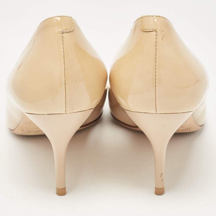 Pre Owned Jimmy Choo Beige Patent Leather Pumps Size 41