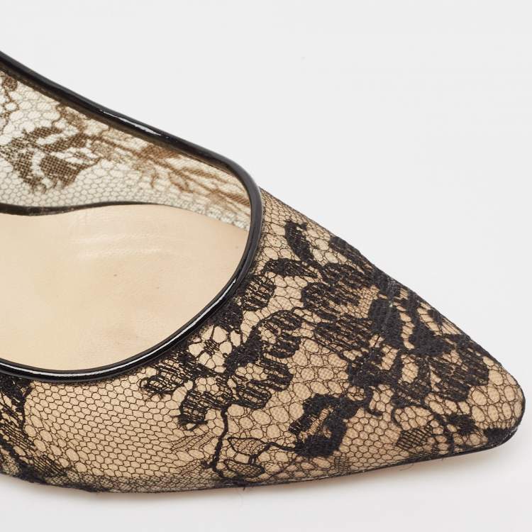 مملوكة مسبقًا Jimmy Choo Black Lace and Patent Leather Romy Pumps Size 38
