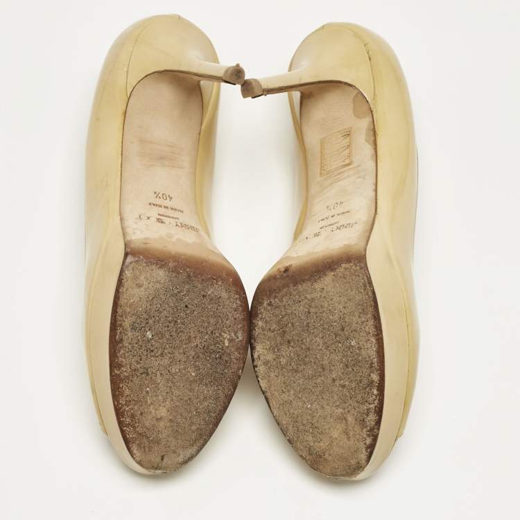 Pre Owned Jimmy Choo Beige Patent Leather Crown Peep Toe  Platform Pumps Size 40.5