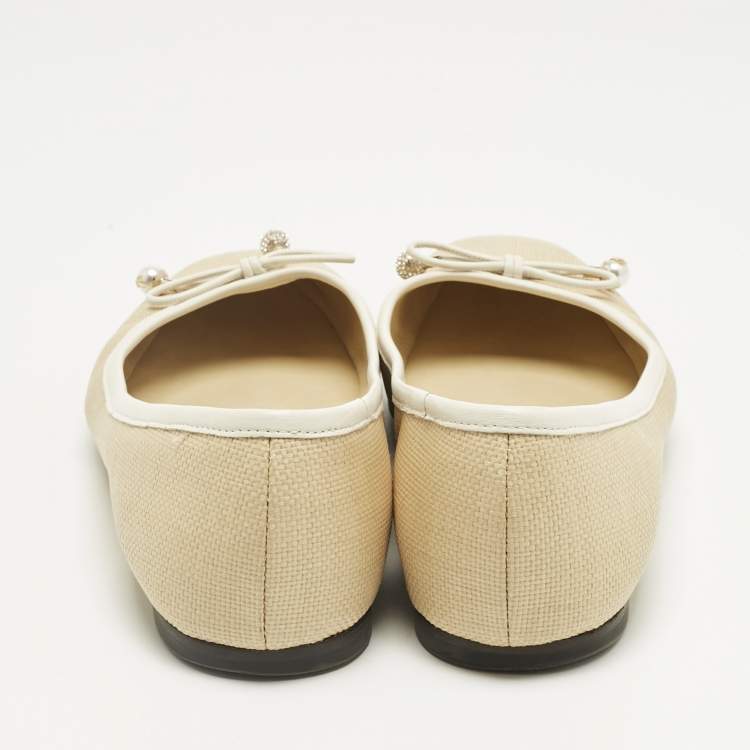 Pre Owned Jimmy Choo Beige/White Leather and Raffia Elme Bow  Ballet Flats Size 40