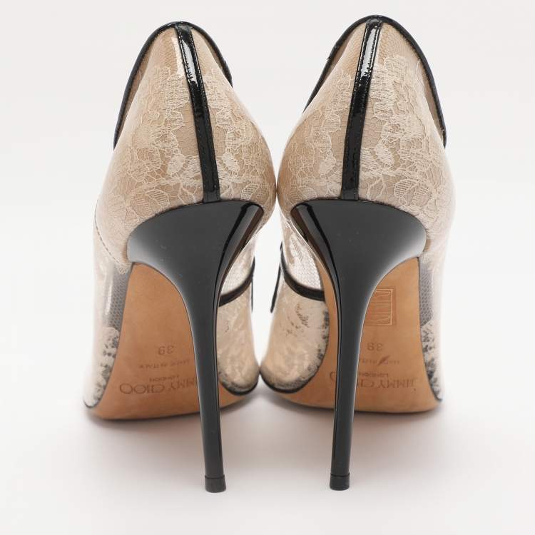 مملوكة مسبقًا Jimmy Choo Beige/Gold Patent Leather and PVC Lace Pumps Size 39