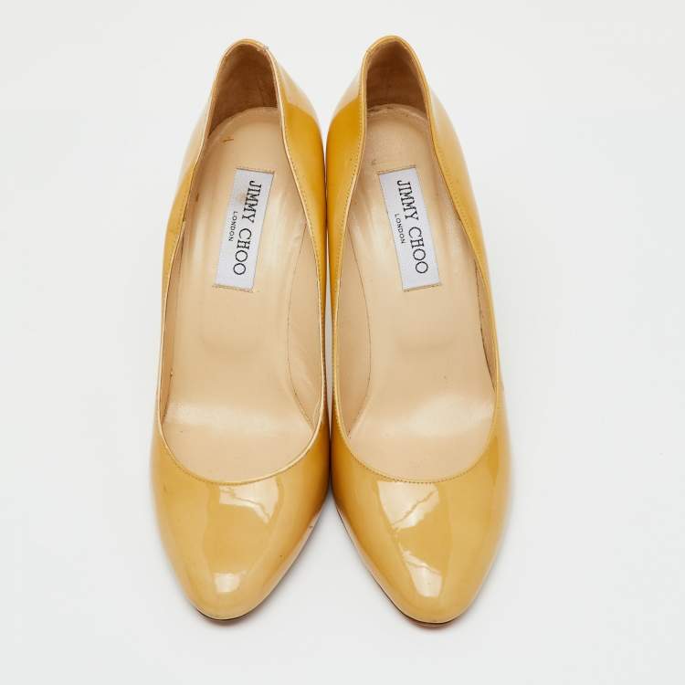 Pre Owned Jimmy Choo Beige Patent Leather Gilbert Pumps Size 39