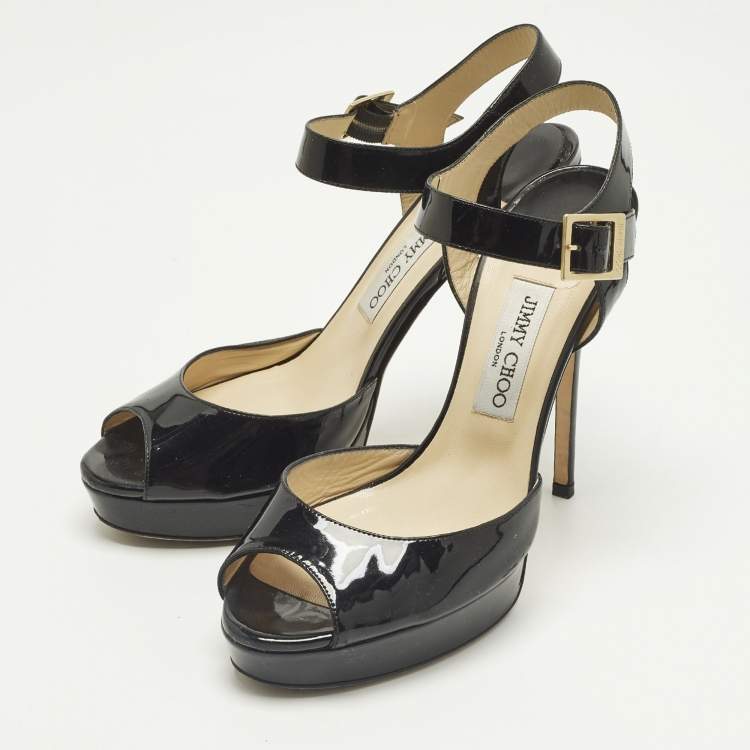 مملوكة مسبقًا Jimmy Choo Linda Size 41 Black Patent Leather Ankle Strap Sandals