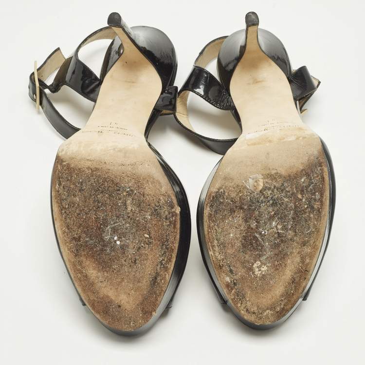 مملوكة مسبقًا Jimmy Choo Linda Size 41 Black Patent Leather Ankle Strap Sandals