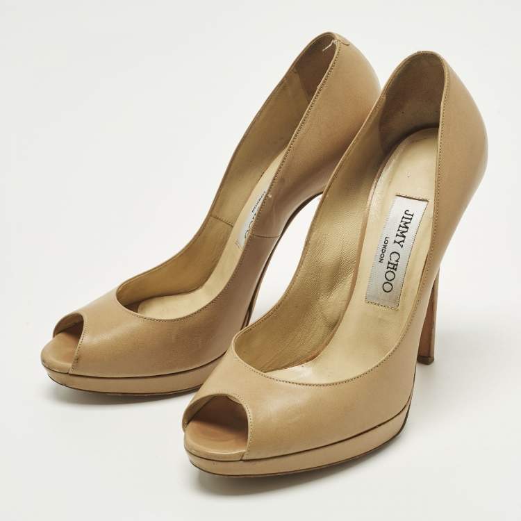 مملوكة مسبقًا Jimmy Choo Quiet Size 37 Beige Leather Peep Toe Pumps