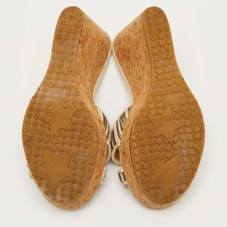 مملوكة مسبقًا Jimmy Choo Pandora Size 35.5 Off White Mesh and Leather Cork Wedge Sandals