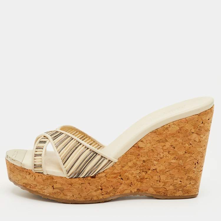 مملوكة مسبقًا Jimmy Choo Pandora Size 35.5 Off White Mesh and Leather Cork Wedge Sandals