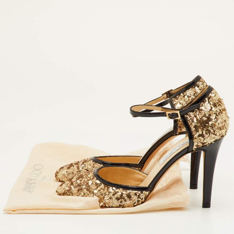 مملوكة مسبقًا Jimmy Choo Tessa Size 37 Metallic Gold/Black Sequin and Patent Leather Ankle Strap Pumps
