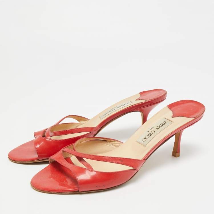 مملوكة مسبقًا Jimmy Choo Size 40 Red Patent Leather Slide Sandals