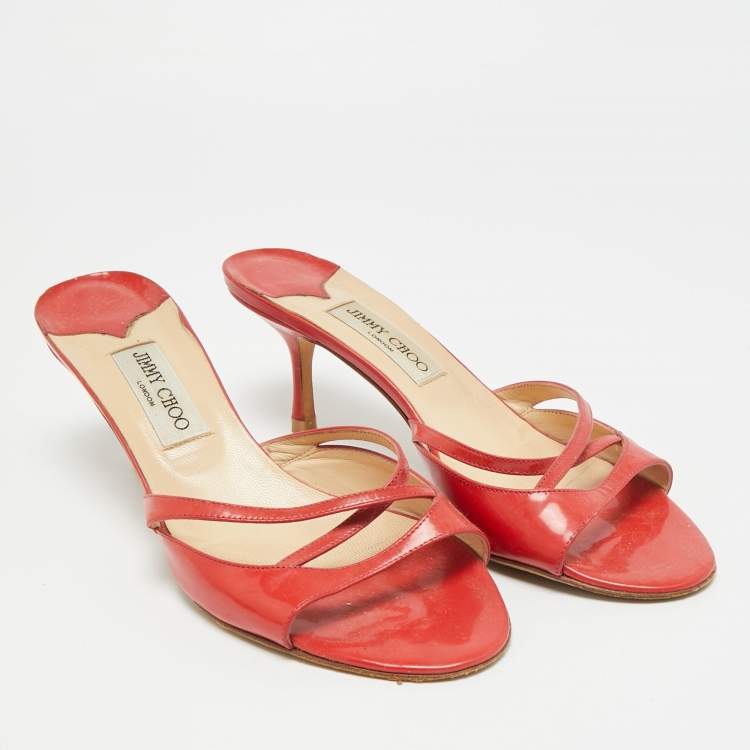 مملوكة مسبقًا Jimmy Choo Size 40 Red Patent Leather Slide Sandals