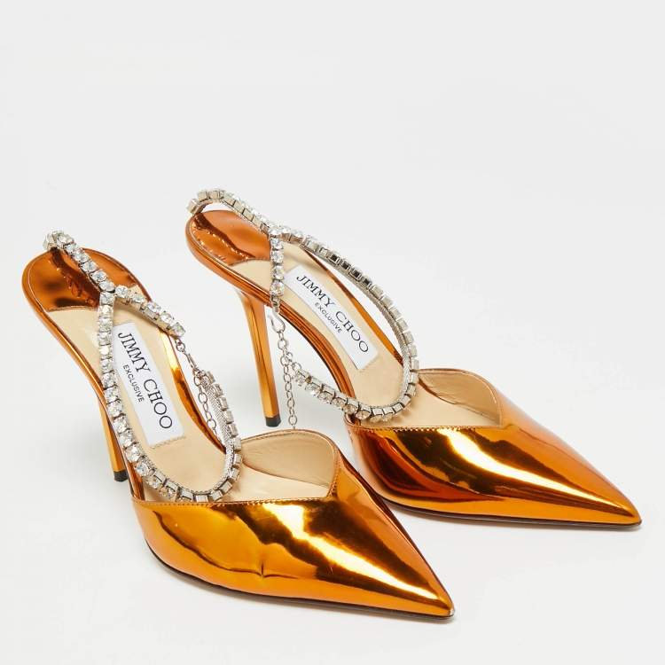 مملوكة مسبقًا Jimmy Choo Saeda Size 37 Gold Leather Crystal Embellished Pumps