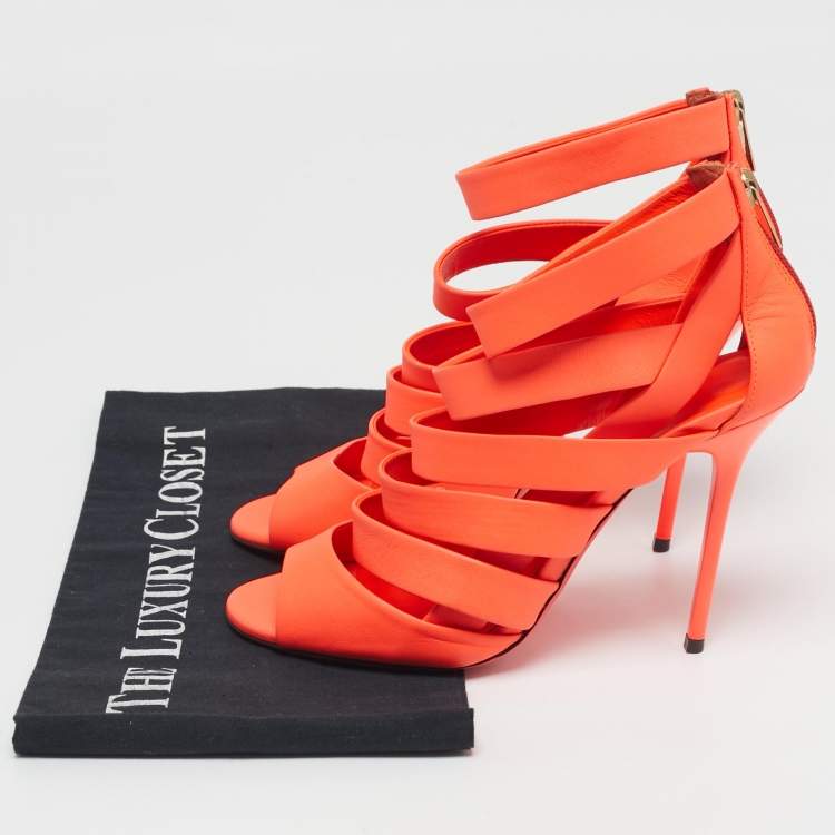 Pre Owned Jimmy Choo Dame Size 37 Orange Leather Ankle Strap Sandals