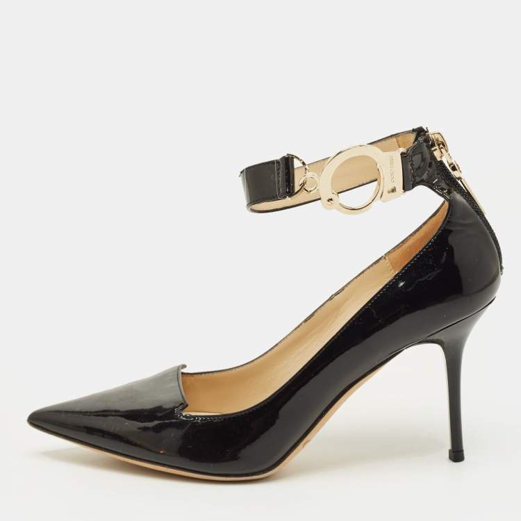Pre Owned Jimmy Choo Devote Size 35.5 Black Patent Leather Handcuff Pointed Toe Pumps