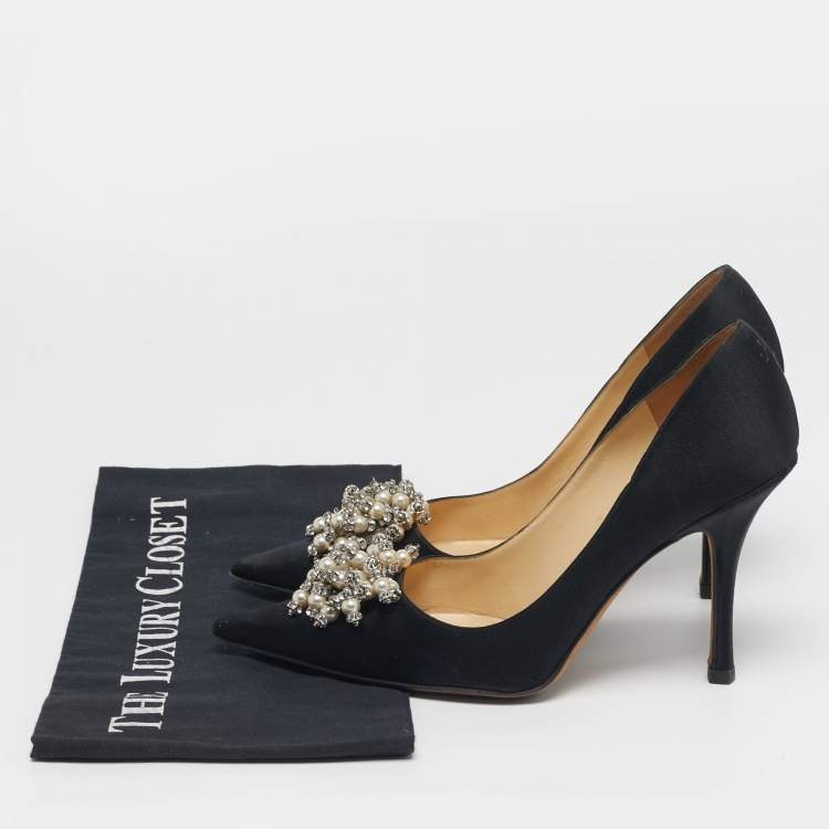 Pre Owned حذاء كعب عالي جيمي تشو ماندا ساتان أسود مزين مقدمة مدببة مقاس 39.5