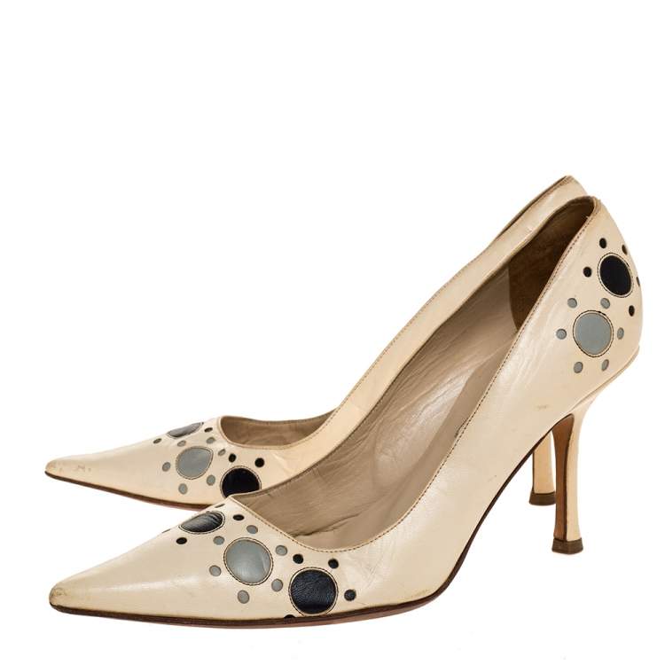 Pre Owned Jimmy Choo Cream Leather Circle Detail Pointed Toe Pumps Size 38.5